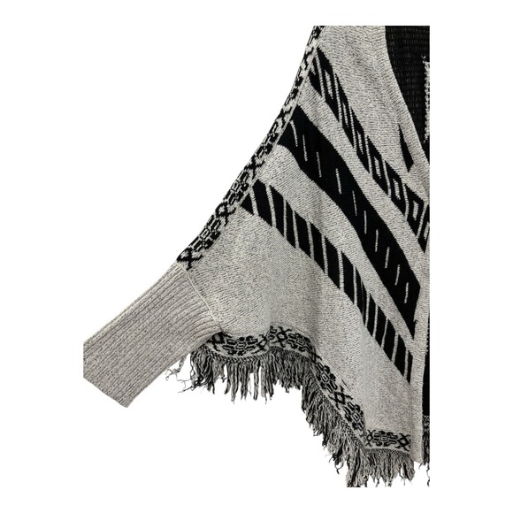 Poncho Sweater Womens Medium Black White Aztec Fringed Tie Front Arm Sleeves - Picture 4 of 10